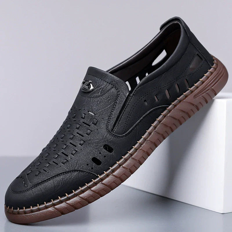 2026 New Men's Sandals – Breathable & Ultra Comfortable✨🖤