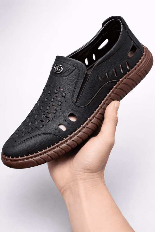 2026 New Men's Sandals – Breathable & Ultra Comfortable✨🖤